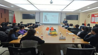 華龍證券蘭州酒泉路營業(yè)部組織開展防非打非宣傳活動(dòng)