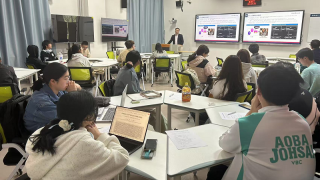 擁抱AI  智創(chuàng)未來——華龍證券蘭州東崗西路營業(yè)部走進蘭州大學(xué)