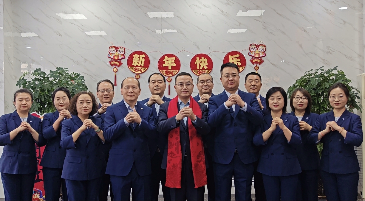 海通證券蘭州東崗東路證券營(yíng)業(yè)部地處蘭州市東大門的東崗東路，位于甘肅省氣象局新綜合辦公樓一、二樓。經(jīng)營(yíng)面積608㎡，場(chǎng)內(nèi)分為業(yè)務(wù)受理區(qū)，咨詢臺(tái)，業(yè)務(wù)洽談區(qū)，投教宣傳區(qū)，彩虹俱樂(lè)部業(yè)務(wù)展示區(qū)，辦公區(qū)等區(qū)域